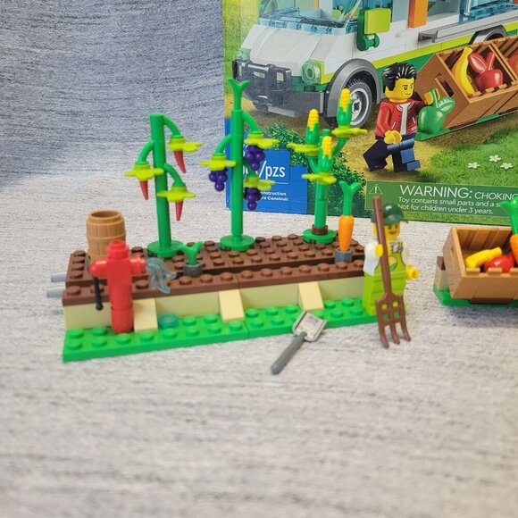 LEGO City 60345 Farmers Market Van - Picture 2 of 14